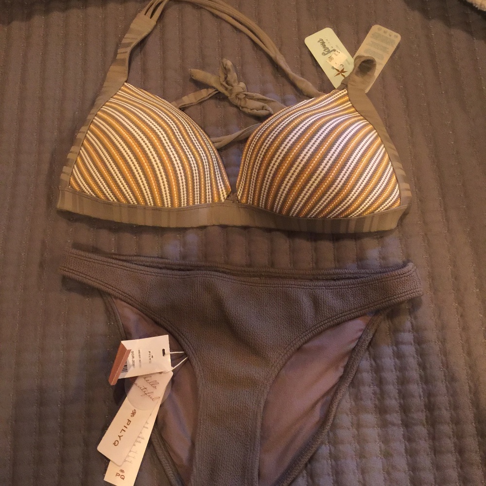 Luli Fama bikini